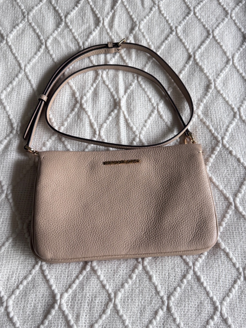🎊SALE🎊Michael Kors Blush Pebbled Leather Crossbody Shoulder Bag